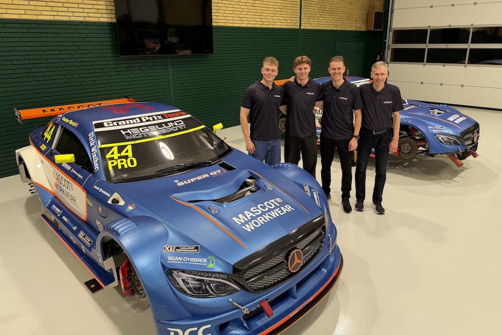 Årets lineup hos Mascot Motorsport powered by Hegelund Motorsport: Kørertrioen Gustav Birch, Peter Hegelund og Kasper H. Jensen og teamchef Lars Mogensen.
(Foto: Mascot Motorsport powered by Hegelund Motorsport)